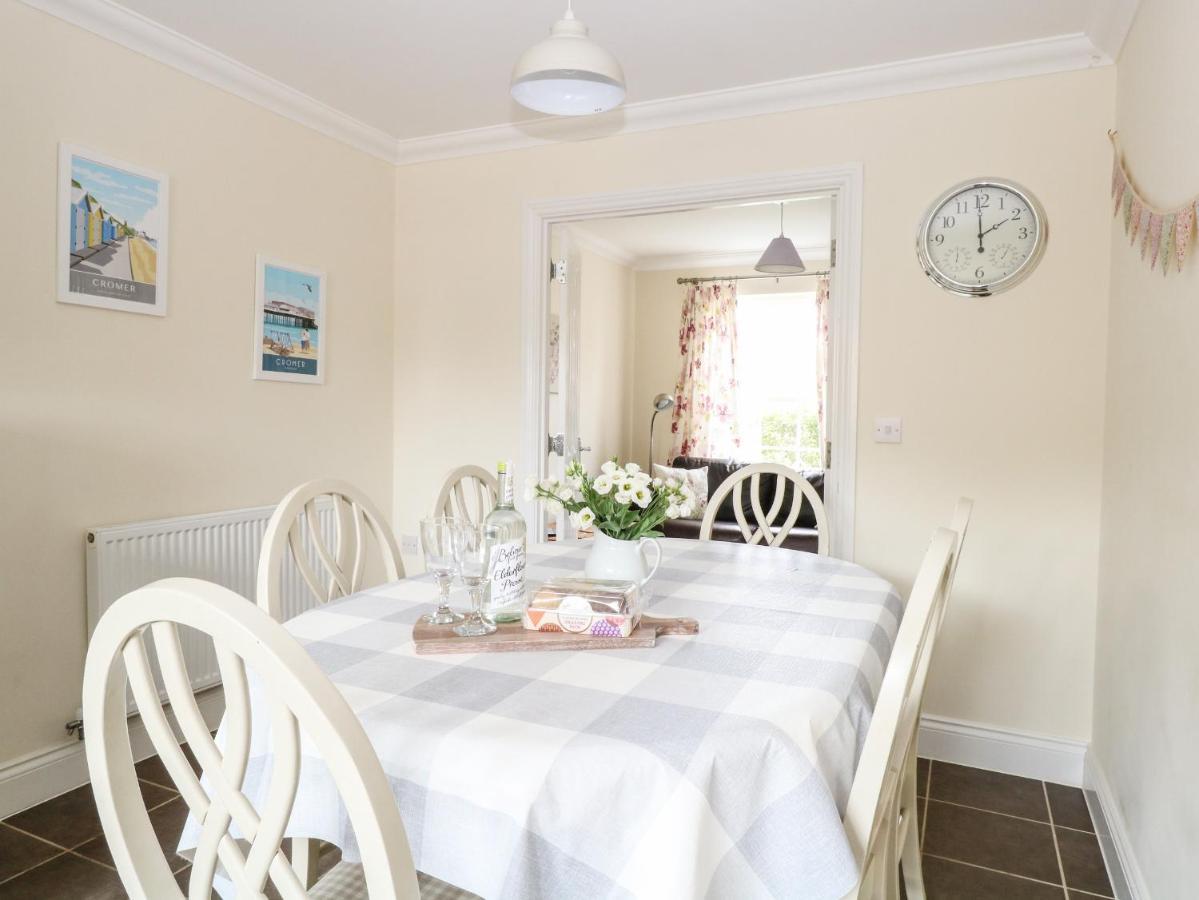 Robins Nest Villa Cromer Exterior photo